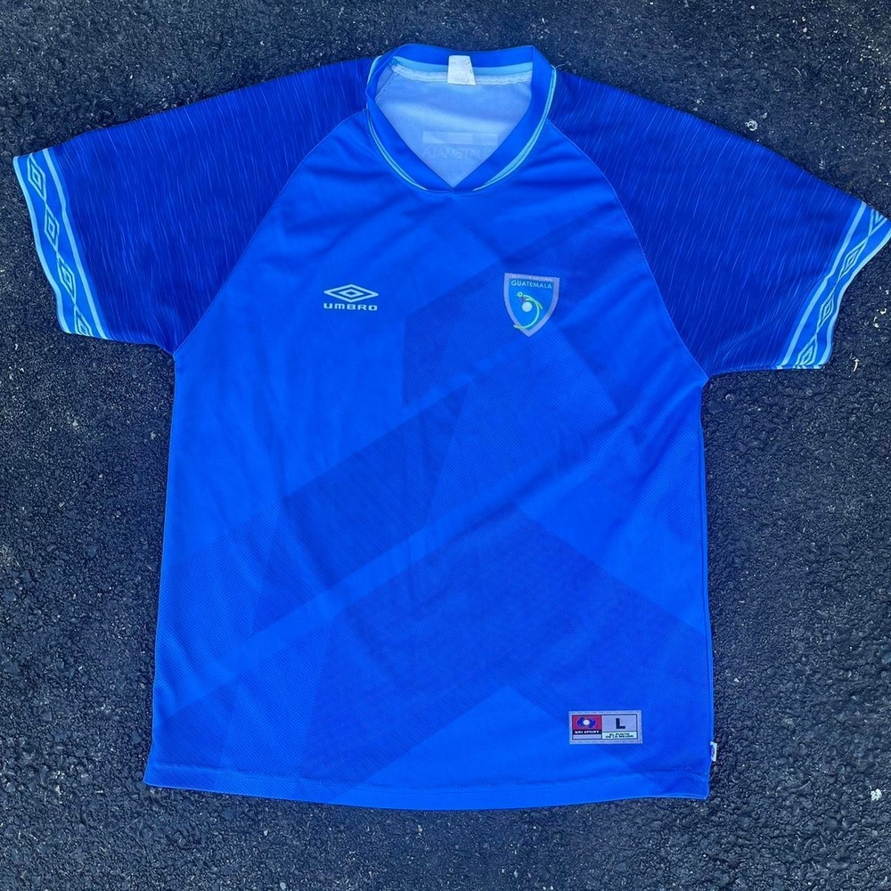 2019 Real Guatemala National Soccer Umbro Jersey size L
